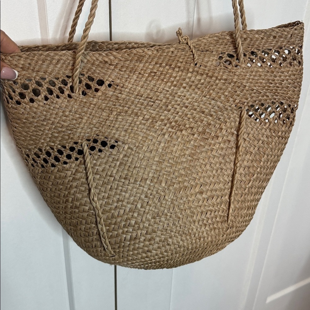 Handmade Tan Woven Shoulder Cross body Bag - Beach bag - Euro Vacation - Picture 3 of 4